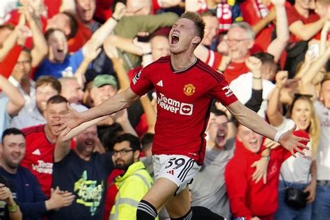 Man Of The Match Manchester United Vs Brentford Scott Mctominay Bola Net