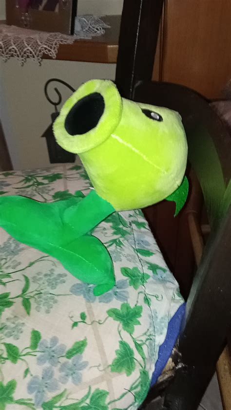 peashooter plushie part 1 : r/PlantsVSZombies