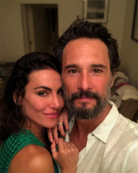 Rodrigo Santoro publica homenagem para Mel Fronckowiak em comemoração