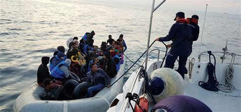 Türkiye Saves Nearly 18500 Irregular Migrants After Illegal Greek