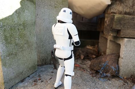 Awesome Toy Picks Stormtrooper Sixth Scale Figure By Hot Toys Comic Vine