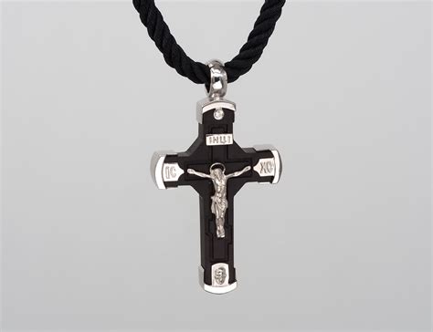 Крест из черного дерева и золота. "Ювелирная коллекция".