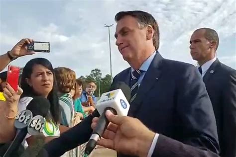 Bolsonaro Hace Comentario Sexista Contra Periodista Que Lo Investiga