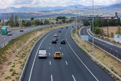 La Dgt Prev Millones De Desplazamientos En El Puente De La