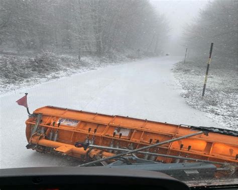 Strada Provinciale Caronia Capizzi In Azione I Mezzi Sapazzaneve E