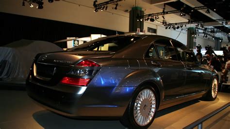 La 2007 Mercedes S400 Bluetec Hybrid Photo Gallery