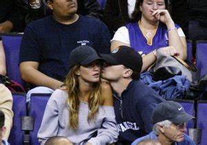 Gisele Bündchen Once Opened Up On Her Breakup With Leonardo DiCaprio