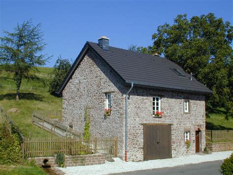 Ferienhäuser Heidschnuckenhof Familie Schultheis Usch eifel de