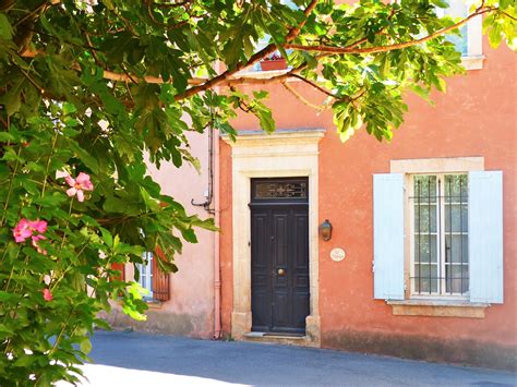 Roussillon France Les Carnets De Gee © Sentiers Ocre Couleur Rouge