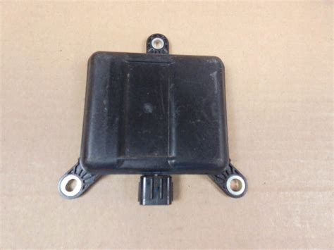 Mazda CX5 II KF 2017 Radar Sensor Czujnik Martwego Pola KB8C 67Y30C