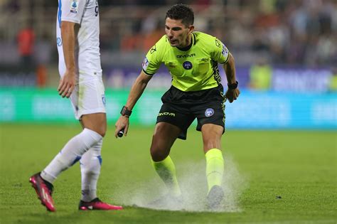 Dionisi Arbitro Di Inter Frosinone Un Rigore Nellunico Dei Precedenti