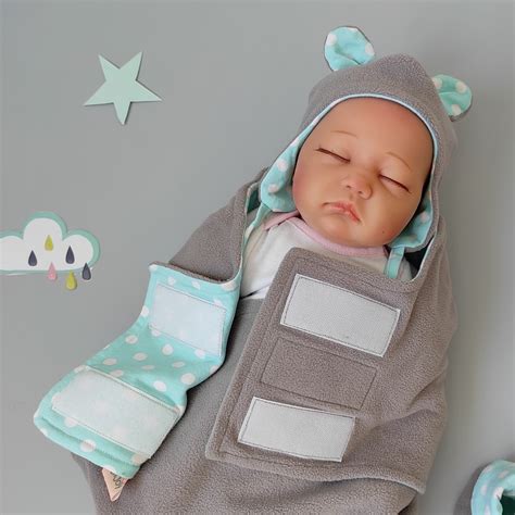 Soft swaddle blanket – baby swaddle with Velcro - Inspire Uplift