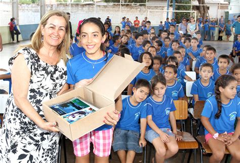 Ee José Mamede De Aquino - Entrega de Kits e Uniformes na EE José Mamede 01/04/13 | Flickr