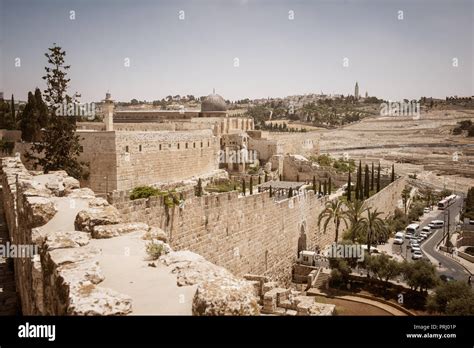 Jerusalem old city Stock Photo - Alamy