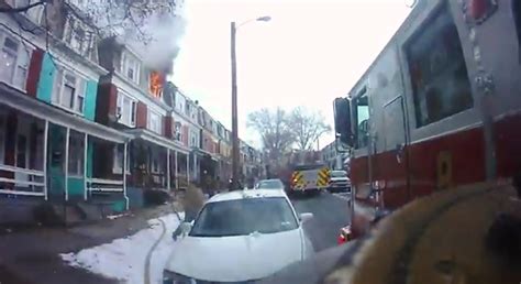 Helmet-cam at the pump panel - Harrisburg, PA house fire - Statter911