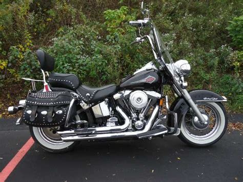 Buy Harley Davidson Flstc Heritage Softail Classic On Motos