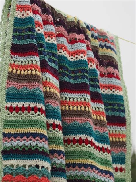 Pin By Monce Ruiz On Cobijitas Con Cuadros Scrap Yarn Crochet