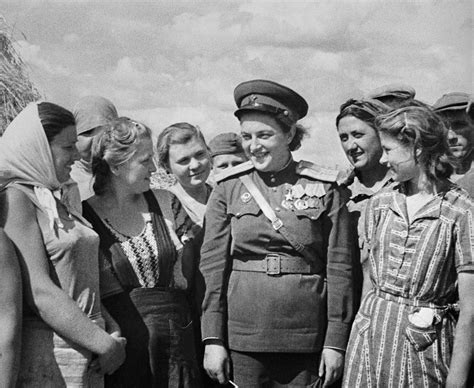 Rare Photographs Of The Deadly Soviet Women Snipers 1941 1945 Rare