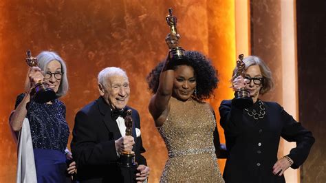 Mel Brooks Angela Bassett Receive Honorary Oscars At Starry