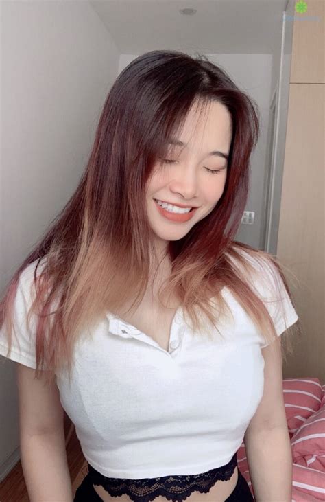 Hot Sexy Phan Anh Ngoc Bikini Pics