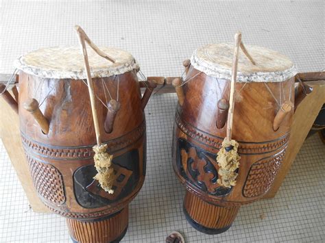 Kalangu Gangan Odondo An Exploration Of The Talking Drums Of Africa