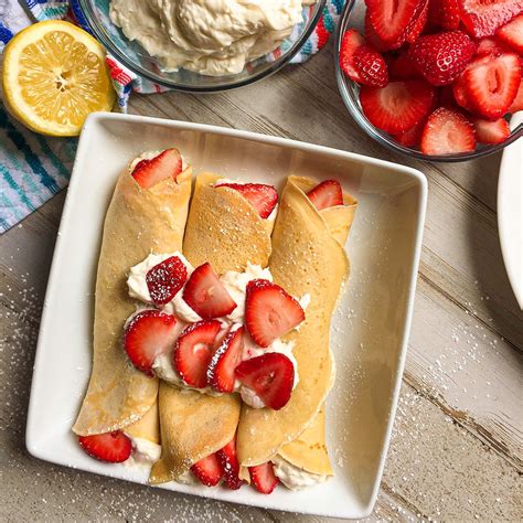 Strawberry Cream Cheese Crepes