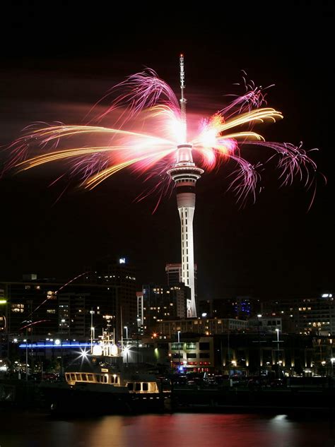 Saucy American in NZ: happy new year from new zealand