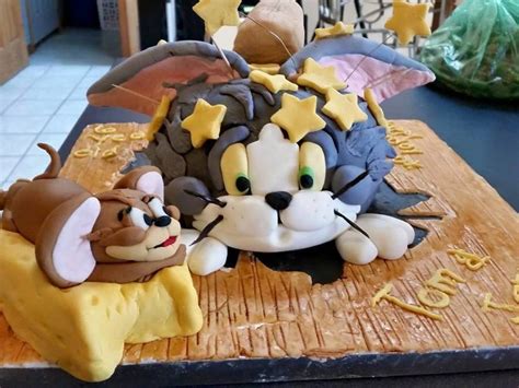 Tom & Jerry Birthday Cake - CakeCentral.com