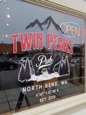 TWIN PEAKS PUB - Updated January 2025 - 12 Photos & 13 Reviews - 129 W ...