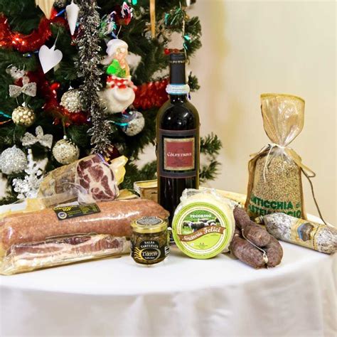 La Norcineria E I Cesti Di Natale Il Regalo Perfetto Per Il