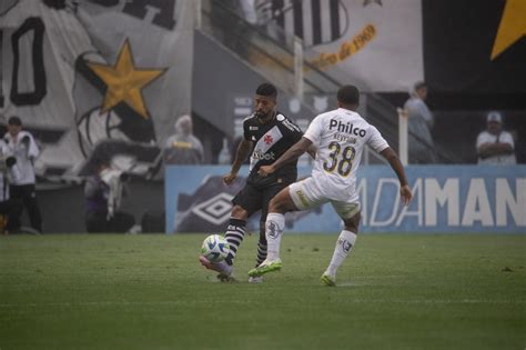 Comiss O De Arbitragem V Acerto De Daronco Em Marca O De P Nalti Para