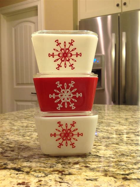 Christmas pyrex, Pyrex vintage, Vintage pyrex dishes