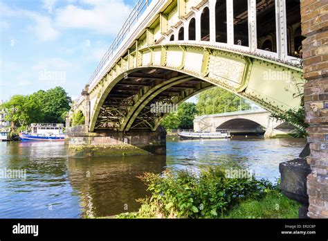 Railway Bridge Hi Res Stock Photography And Images Alamy