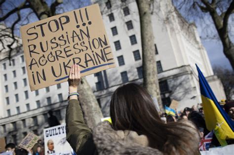 Peste De Manifestan I Anti Putin Au Fost Aresta I N Rusia De La