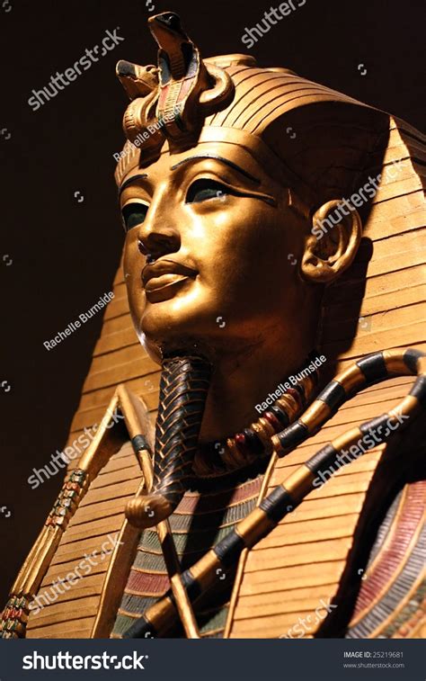 Replica Of King Tut'S Death Mask Stock Photo 25219681 : Shutterstock