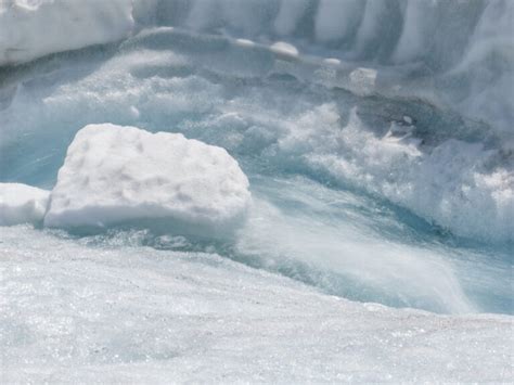 Columbia Icefields - Hiking on the Athabasca Glacier with IceWalks