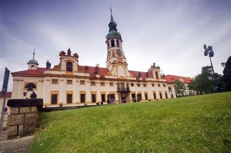 Loreta (Prague Castle): The Splendid Church in Prague | Prague.org