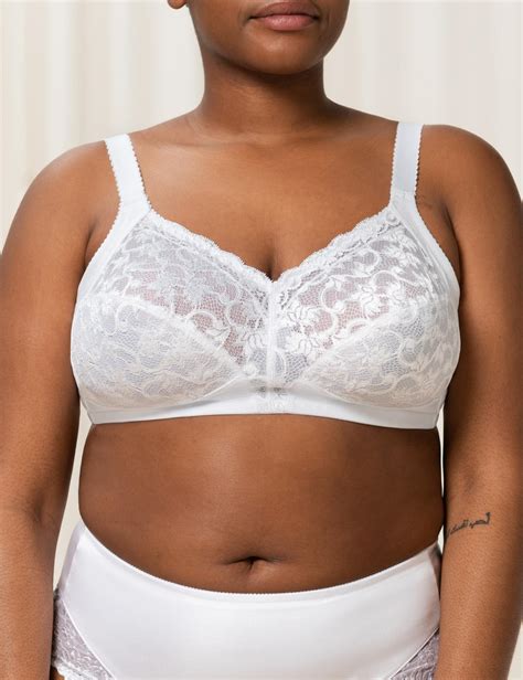 Triumph Delicate Doreen Full Cup Bra White Uplifted Lingerie