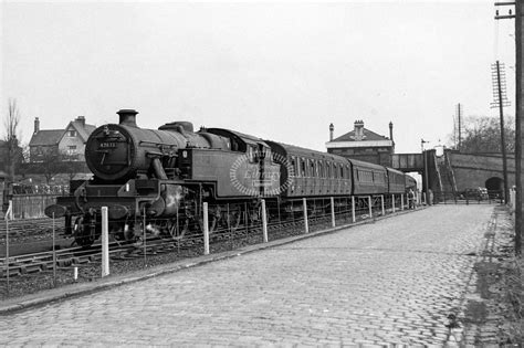 The Transport Library British Railways Steam Locomotive Class Stanier Class 4mt 2 6 4t 42633