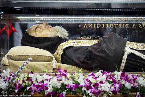 St Padre Pio S Incorruptible Body Returns To Rome EpicPew