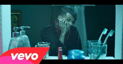 Stromae Tous Les Mêmes video testo e traduzione AllSongs