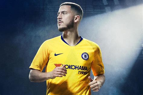 New Chelsea Away Kit 2018 19 Revealed Eden Hazard Models Yellow Nike