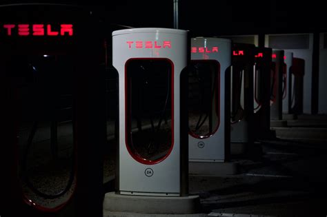 Tesla Va Pr Dire La Disponibilit Des Stations Supercharger