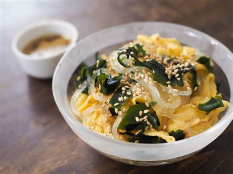 卵とわかめの春雨サラダ 奥薗壽子のなべかまぺえじ