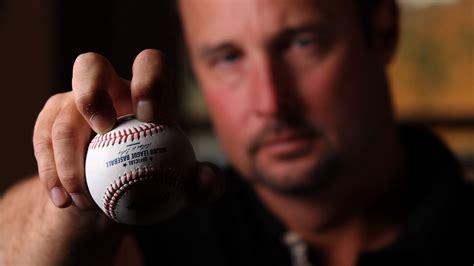 Tim Wakefield stars in ‘Knuckleball!’