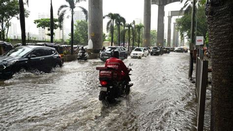 In Photos Imd Issues Red Alert For Mumbai