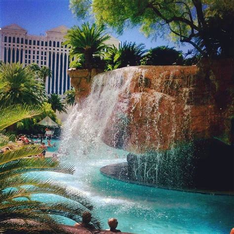 Mirage Las Vegas | Las vegas trip, Las vegas hotels, Mirage las vegas