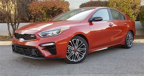 Consumer Guide Automotive review of the 2020 Kia Forte GT