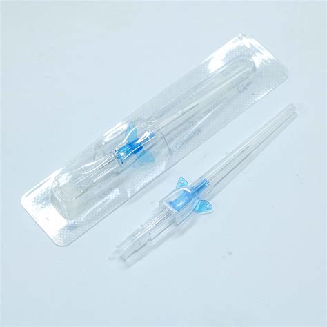 Plastic Purple Butterfly Iv Cannula In China China Indwelling Needle And Intravenous Catheter