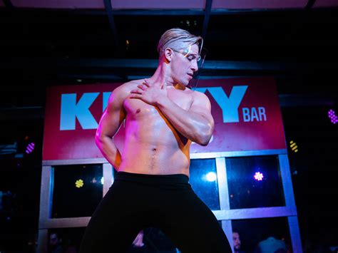 Gay Todo Sobre La Comunidad LGBTTTI En La CDMX